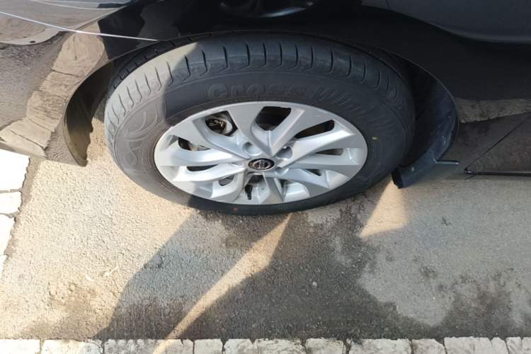 Used Nissan Sylphy 2021 Classic 1.6XL CVT Luxury Edition Left Front Wheel Hub