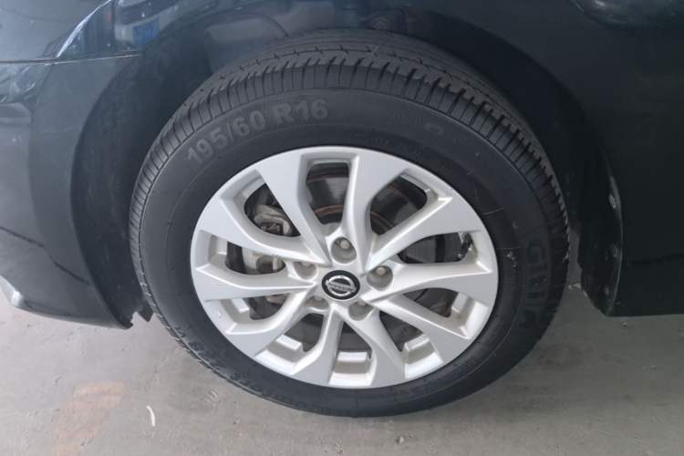Used Nissan Sylphy 2021 Classic 1.6XL CVT Luxury Edition Left Front Wheel Hub