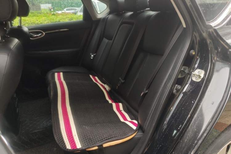 Used Nissan Sylphy 2021 Classic 1.6XL CVT Luxury Edition Left Rear Seat