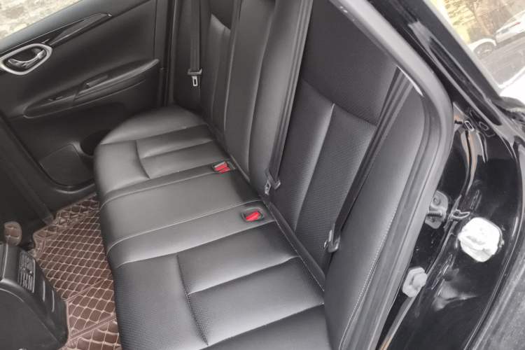Used Nissan Sylphy 2021 Classic 1.6XL CVT Luxury Edition Left Rear Seat