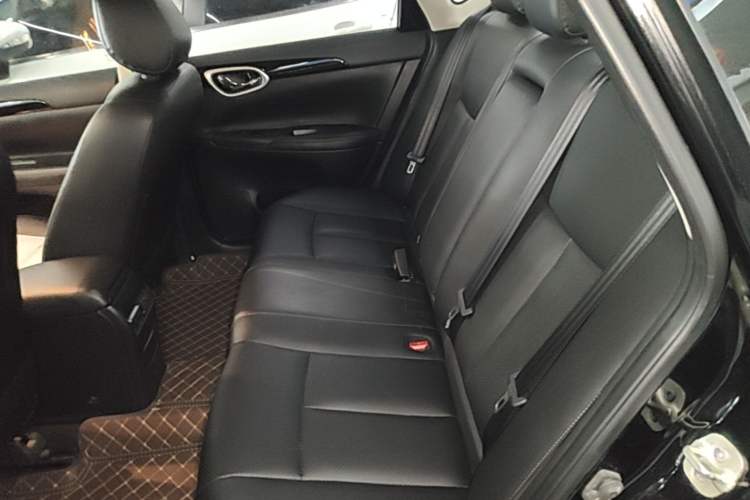 Used Nissan Sylphy 2021 Classic 1.6XL CVT Luxury Edition Left Rear Seat