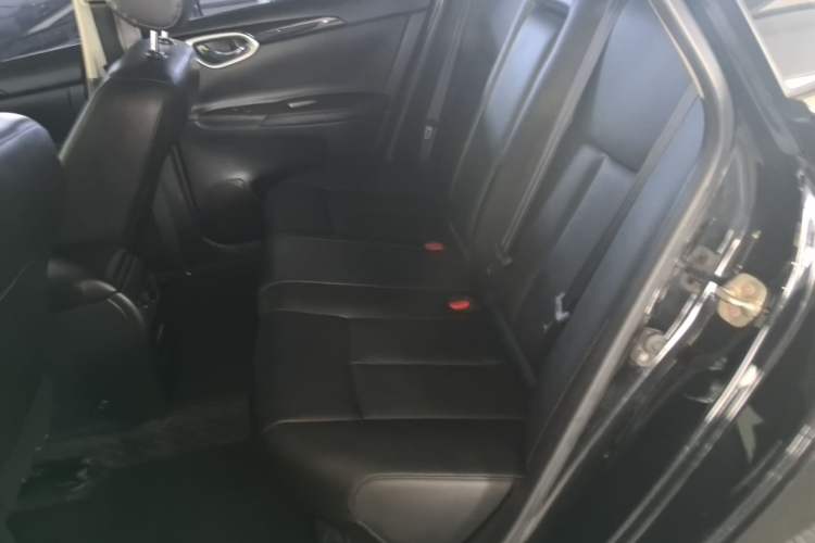 Used Nissan Sylphy 2021 Classic 1.6XL CVT Luxury Edition Left Rear Seat