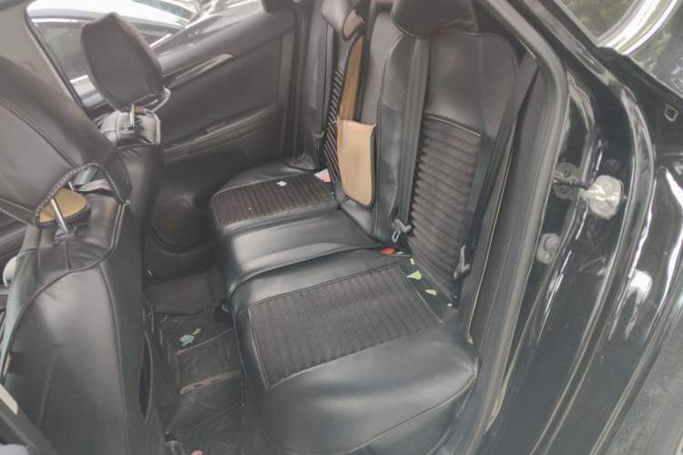 Used Nissan Sylphy 2021 Classic 1.6XL CVT Luxury Edition Left Rear Seat