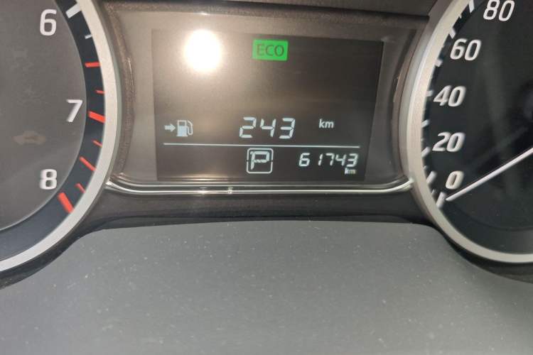 Used Nissan Sylphy 2021 Classic 1.6XL CVT Luxury Edition Odometer Close Up
