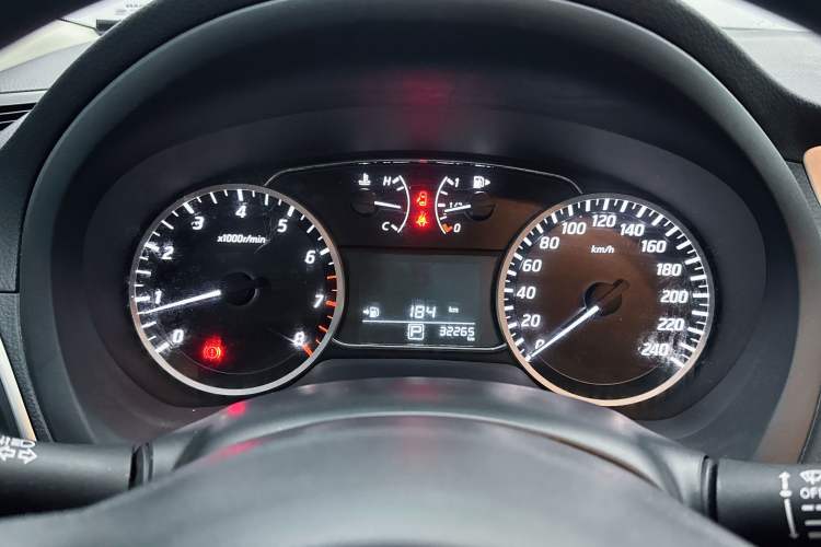 Used Nissan Sylphy 2021 Classic 1.6XE CVT Comfort Edition Odometer Close Up