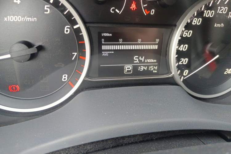 Used Nissan Sylphy 2021 Classic 1.6XL CVT Luxury Edition Odometer Close Up