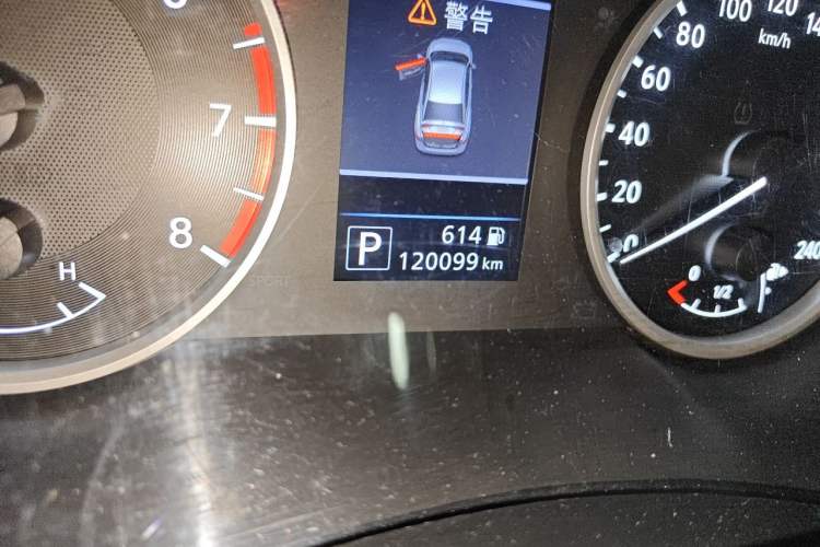 Used Nissan Sylphy 2021 1.6L XL CVT Enjoyment Edition Odometer Close Up