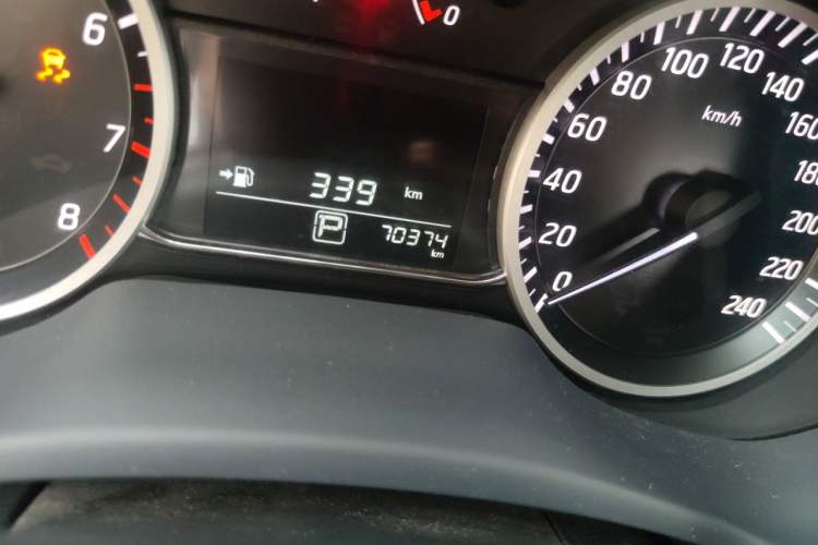 Used Nissan Sylphy 2021 Classic 1.6XL CVT Luxury Edition Odometer Close Up
