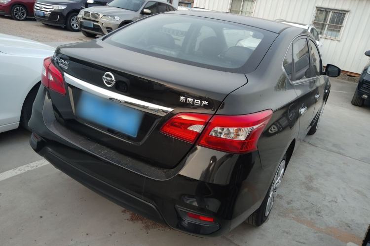 Used Nissan Sylphy 2021 Classic 1.6XE CVT Exclusive Edition Rear Right 45 Deg