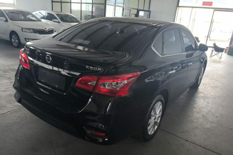 Used Nissan Sylphy 2021 Classic 1.6XL CVT Luxury Edition Rear Right 45 Deg