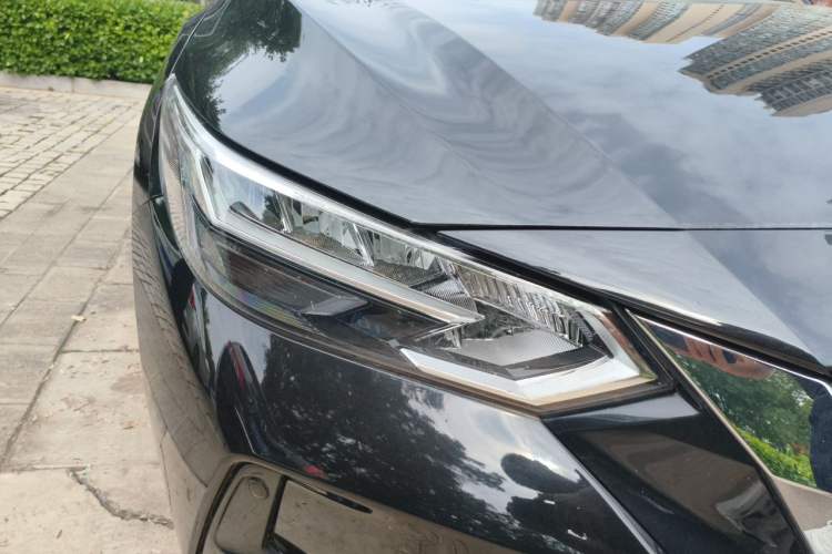 Used Nissan Sylphy 2021 1.6L XL CVT Enjoyment Edition Right Front Headlight