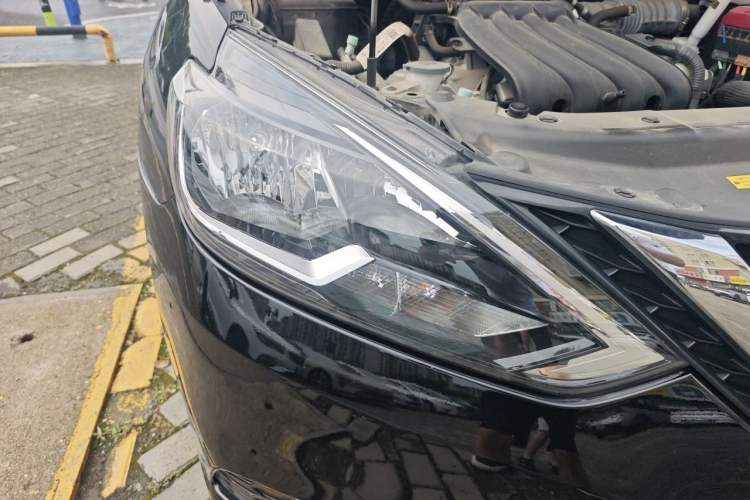 Used Nissan Sylphy 2021 Classic 1.6XL CVT Luxury Edition Right Front Headlight
