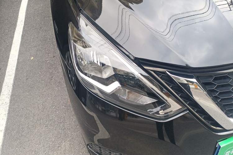 Used Nissan Sylphy 2021 Classic 1.6XE CVT Comfort Edition Right Front Headlight