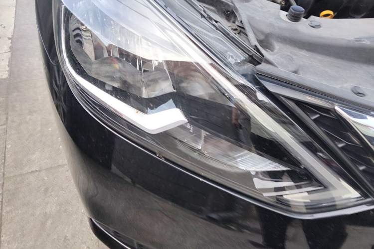 Used Nissan Sylphy 2021 Classic 1.6XE CVT Comfort Edition Right Front Headlight