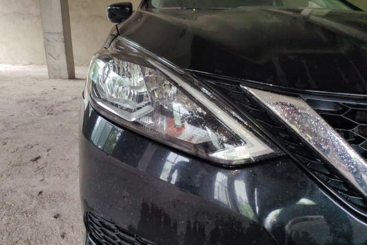 Used Nissan Sylphy 2021 Classic 1.6XE CVT Comfort Edition Right Front Headlight
