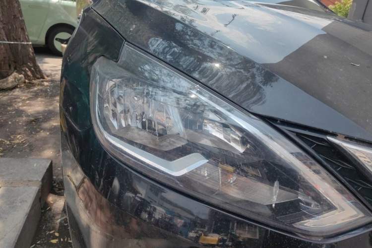 Used Nissan Sylphy 2021 Classic 1.6XL CVT Luxury Edition Right Front Headlight