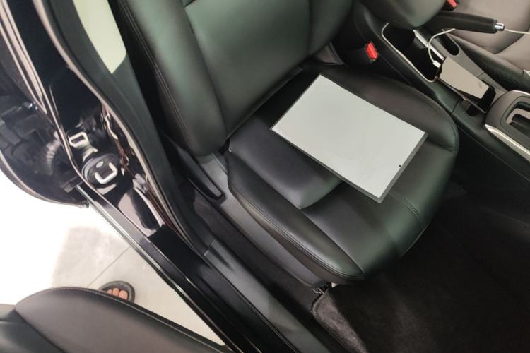 Used Nissan Sylphy 2021 Classic 1.6XL CVT Luxury Edition Right Front Seat