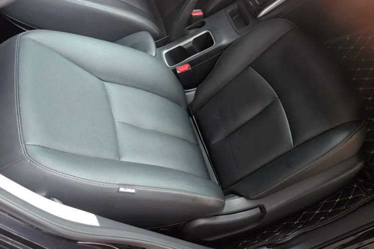 Used Nissan Sylphy 2021 Classic 1.6XL CVT Luxury Edition Right Front Seat