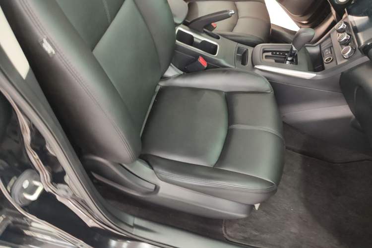 Used Nissan Sylphy 2021 Classic 1.6XL CVT Luxury Edition Right Front Seat