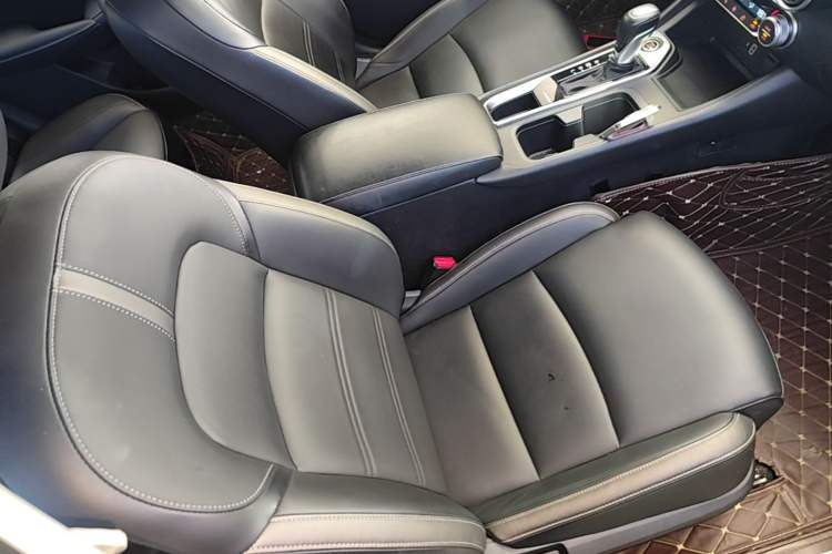 Used Nissan Sylphy 2021 1.6L XL CVT Enjoyment Edition Right Front Seat