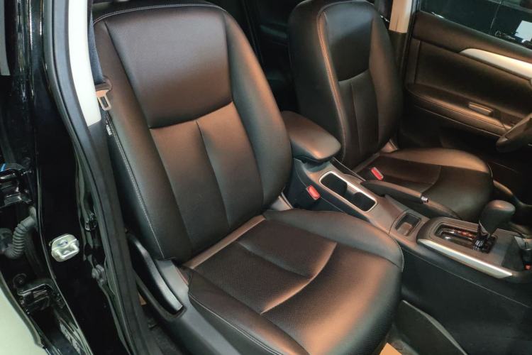Used Nissan Sylphy 2021 Classic 1.6XE CVT Comfort Edition Right Front Seat