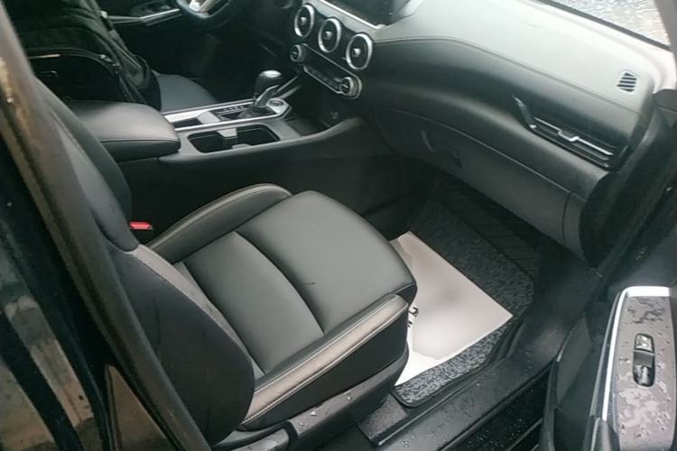 Used Nissan Sylphy 2021 1.6L XL CVT Enjoyment Edition Right Front Seat