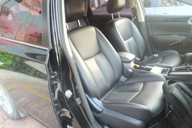 Used Nissan Sylphy 2021 Classic 1.6XL CVT Luxury Edition Right Front Seat