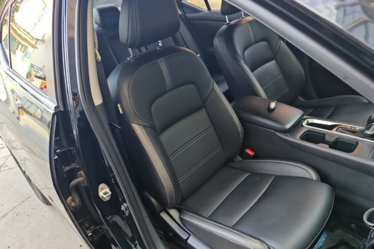 Used Nissan Sylphy 2021 1.6L XL CVT Enjoyment Edition Right Front Seat