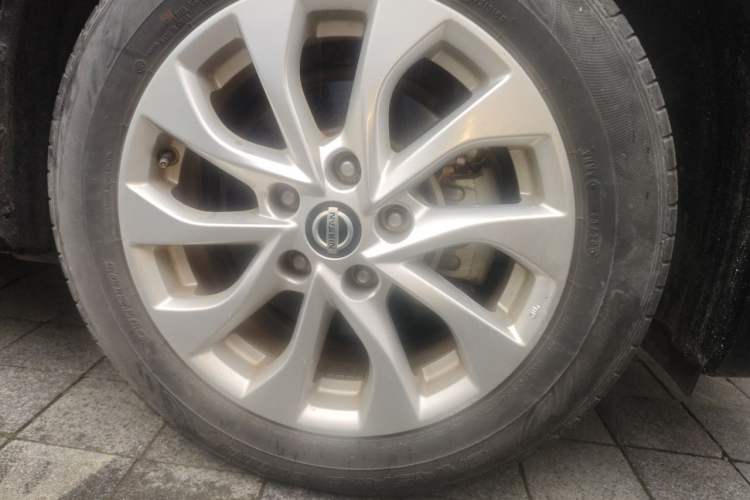 Used Nissan Sylphy 2021 Classic 1.6XL CVT Luxury Edition Right Front Wheel Hub