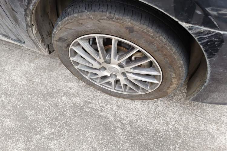 Used Nissan Sylphy 2021 Classic 1.6XE CVT Comfort Edition Right Front Wheel Hub