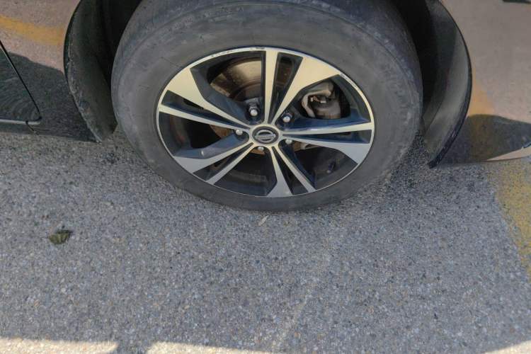 Used Nissan Sylphy 2021 Classic 1.6XE CVT Comfort Edition Right Front Wheel Hub
