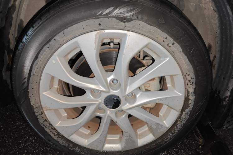 Used Nissan Sylphy 2021 Classic 1.6XL CVT Luxury Edition Right Front Wheel Hub