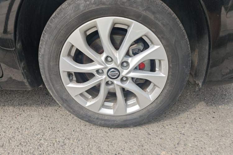 Used Nissan Sylphy 2021 Classic 1.6XL CVT Luxury Edition Right Front Wheel Hub