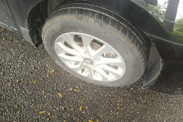 Used Nissan Sylphy 2021 Classic 1.6XL Manual Luxury Edition Right Front Wheel Hub
