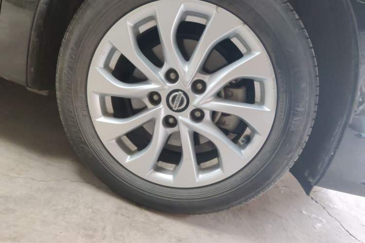 Used Nissan Sylphy 2021 Classic 1.6XL CVT Luxury Edition Right Front Wheel Hub