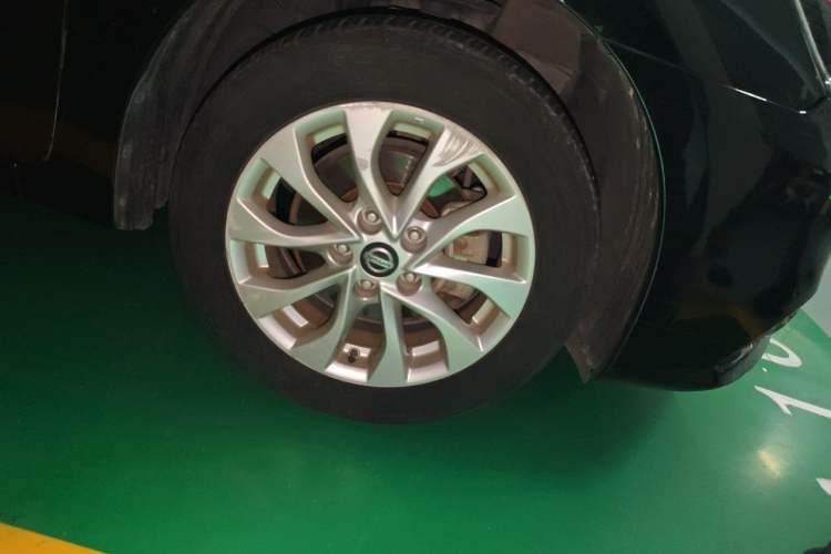 Used Nissan Sylphy 2021 Classic 1.6XL CVT Luxury Edition Right Front Wheel Hub
