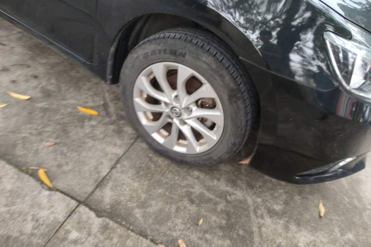 Used Nissan Sylphy 2021 Classic 1.6XL CVT Luxury Edition Right Front Wheel Hub