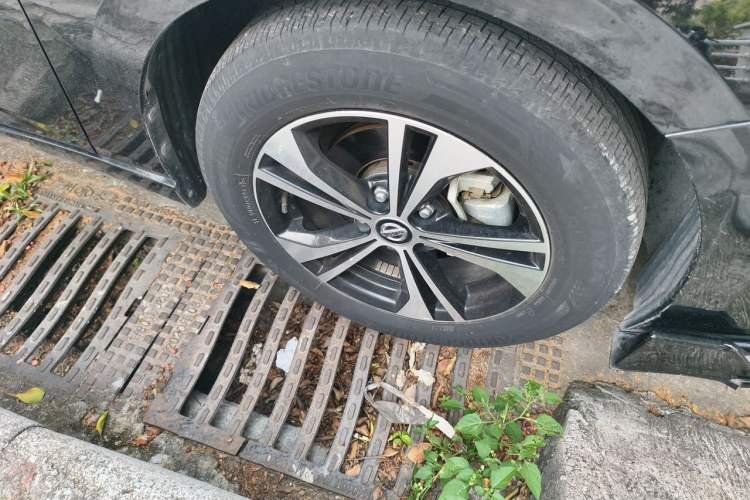 Used Nissan Sylphy 2021 1.6L XL CVT Enjoyment Edition Right Front Wheel Hub