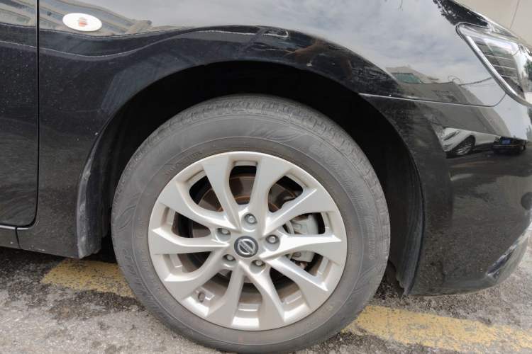 Used Nissan Sylphy 2021 Classic 1.6XL CVT Luxury Edition Right Front Wheel Hub