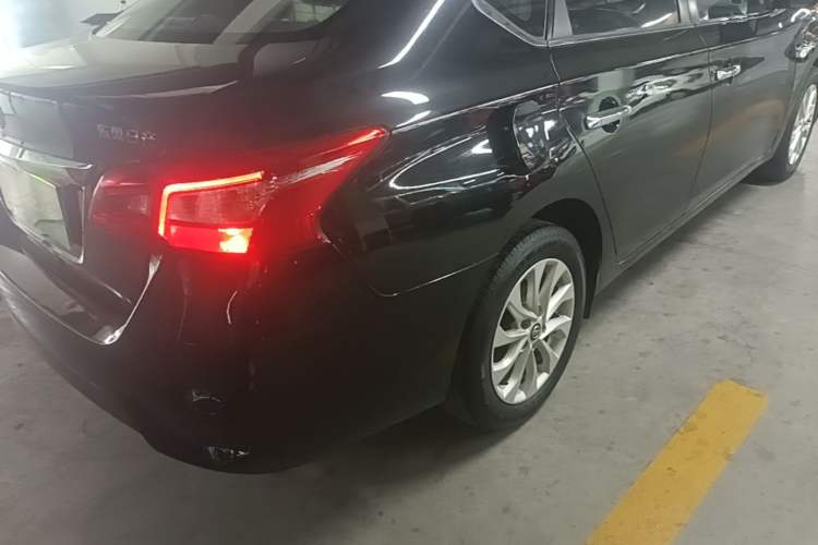 Used Nissan Sylphy 2021 Classic 1.6XL CVT Luxury Edition Right Rear Taillight