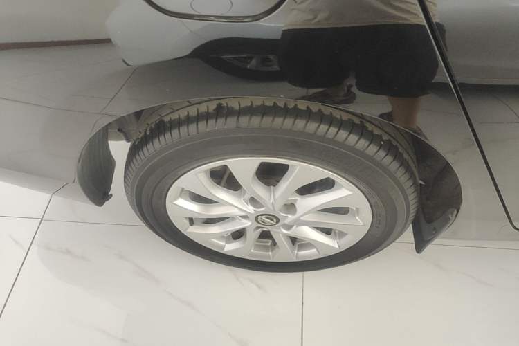 Used Nissan Sylphy 2021 Classic 1.6XL CVT Luxury Edition Right Rear Wheel Hub