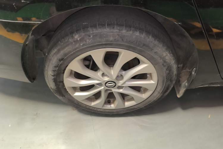 Used Nissan Sylphy 2021 Classic 1.6XL CVT Luxury Edition Right Rear Wheel Hub