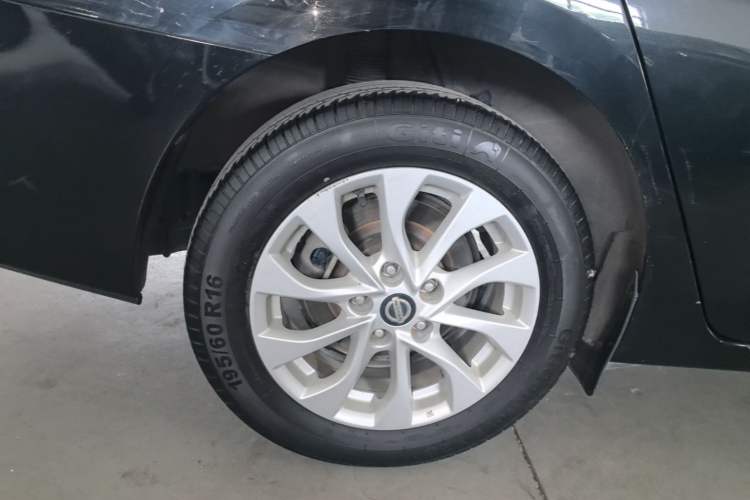 Used Nissan Sylphy 2021 Classic 1.6XL CVT Luxury Edition Right Rear Wheel Hub