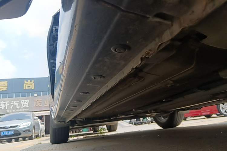 Used Nissan Sylphy 2021 Classic 1.6XE CVT Comfort Edition Right Side Sill