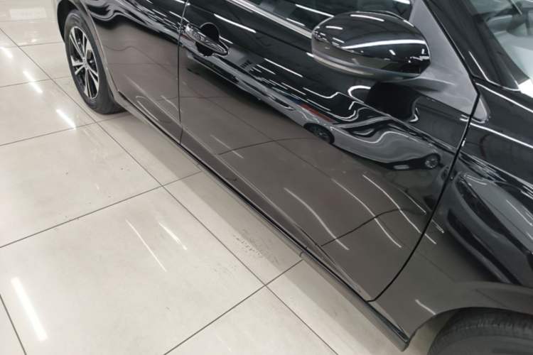 Used Nissan Sylphy 2021 1.6L XL CVT Smart Enjoyment Edition Right Side Sill
