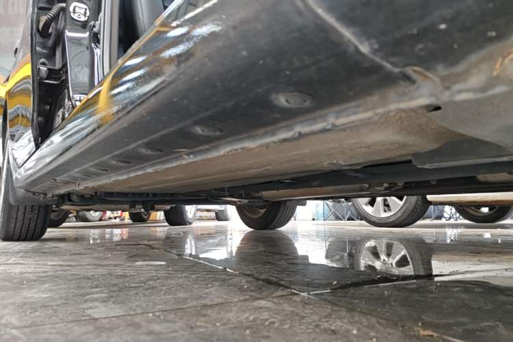 Used Nissan Sylphy 2021 Classic 1.6XL CVT Luxury Edition Right Side Sill