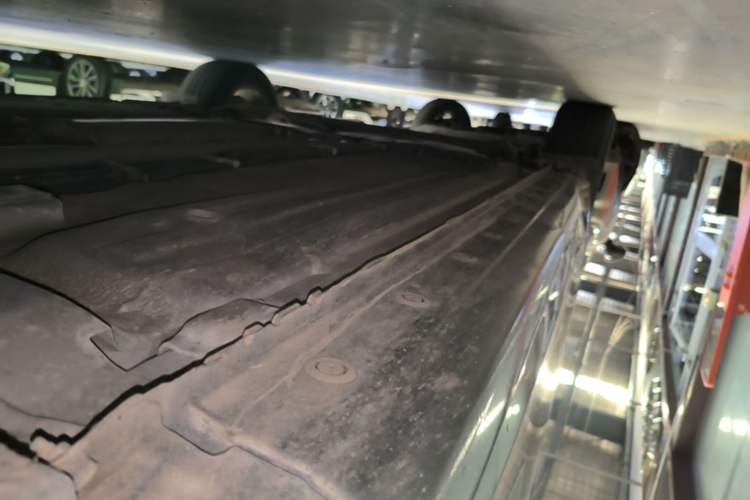 Used Nissan Sylphy 2021 Classic 1.6XL CVT Luxury Edition Right Side Sill