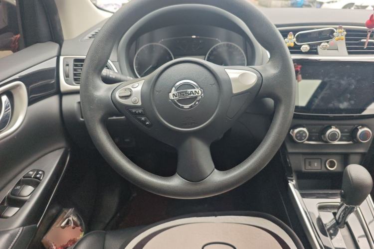 Used Nissan Sylphy 2021 Classic 1.6XL CVT Luxury Edition Steering Wheel