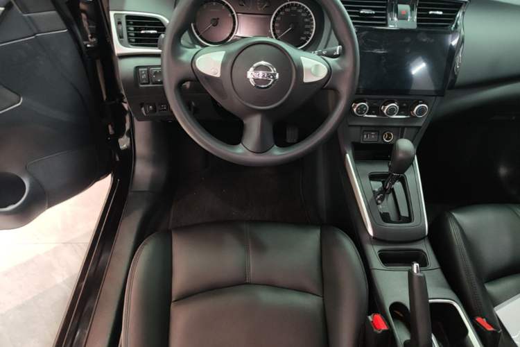 Used Nissan Sylphy 2021 Classic 1.6XL CVT Luxury Edition Steering Wheel