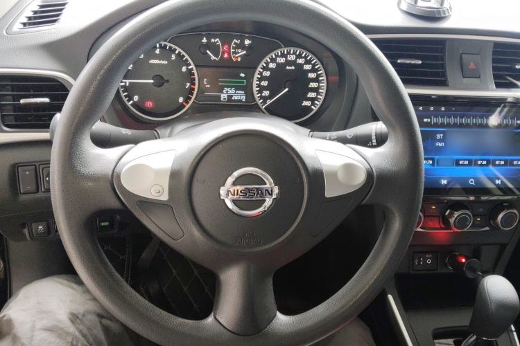 Used Nissan Sylphy 2021 Classic 1.6XE CVT Comfort Edition Steering Wheel